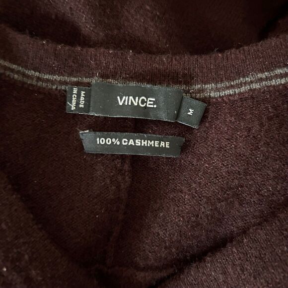 Vince Men's 100% Cashmere V-Neck Sweater in Burgundy Size Medium - Picture 4 of 5